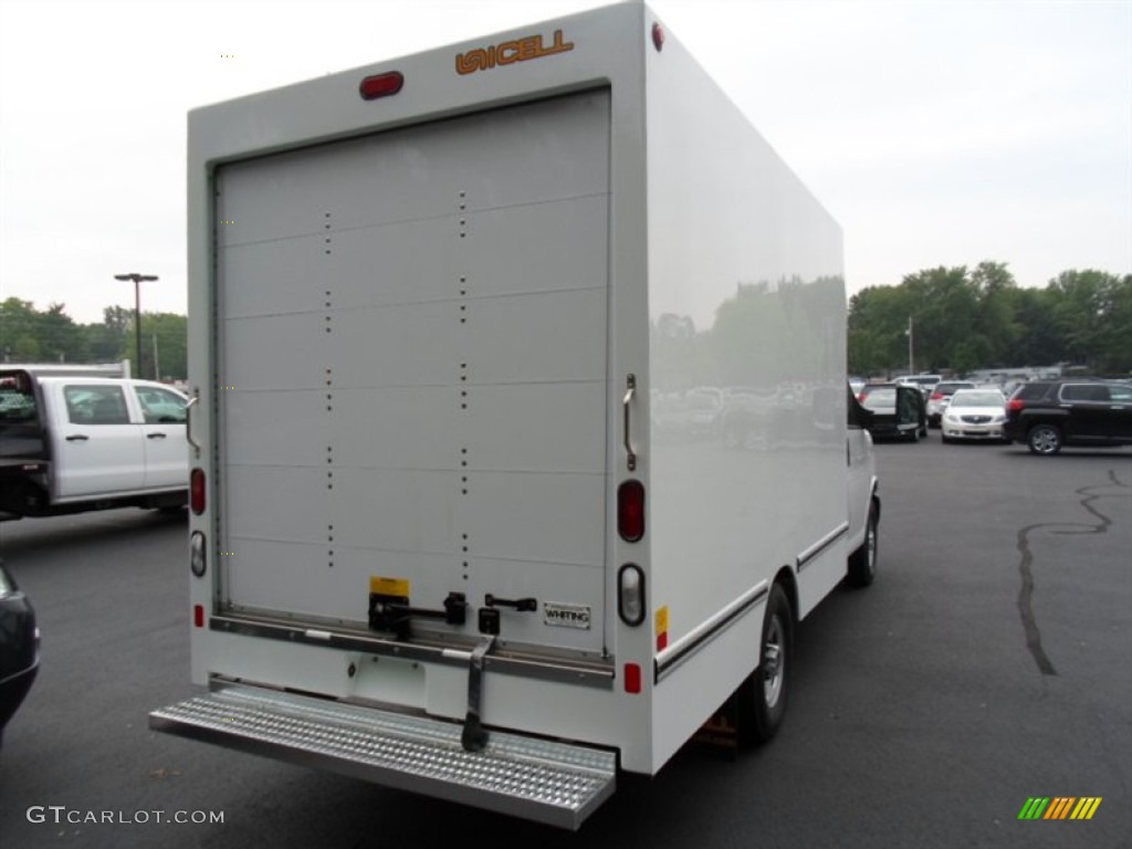2014 Savana Cutaway 3500 Commercial Moving Truck - Summit White / Medium Pewter photo #7