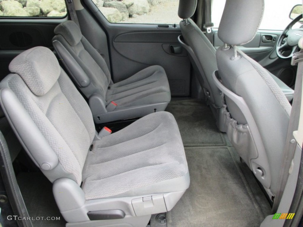 2005 Town & Country Touring - Midnight Blue Pearl / Medium Slate Gray photo #25