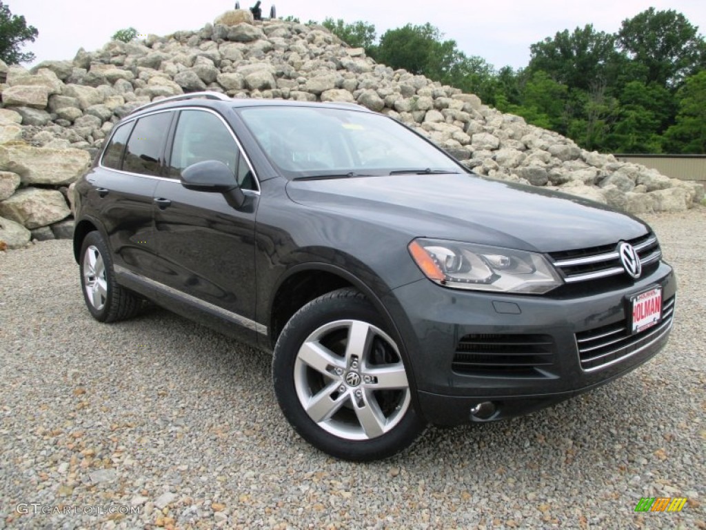 2012 Touareg TDI Executive 4XMotion - Dark Flint Metallic / Black Anthracite photo #1