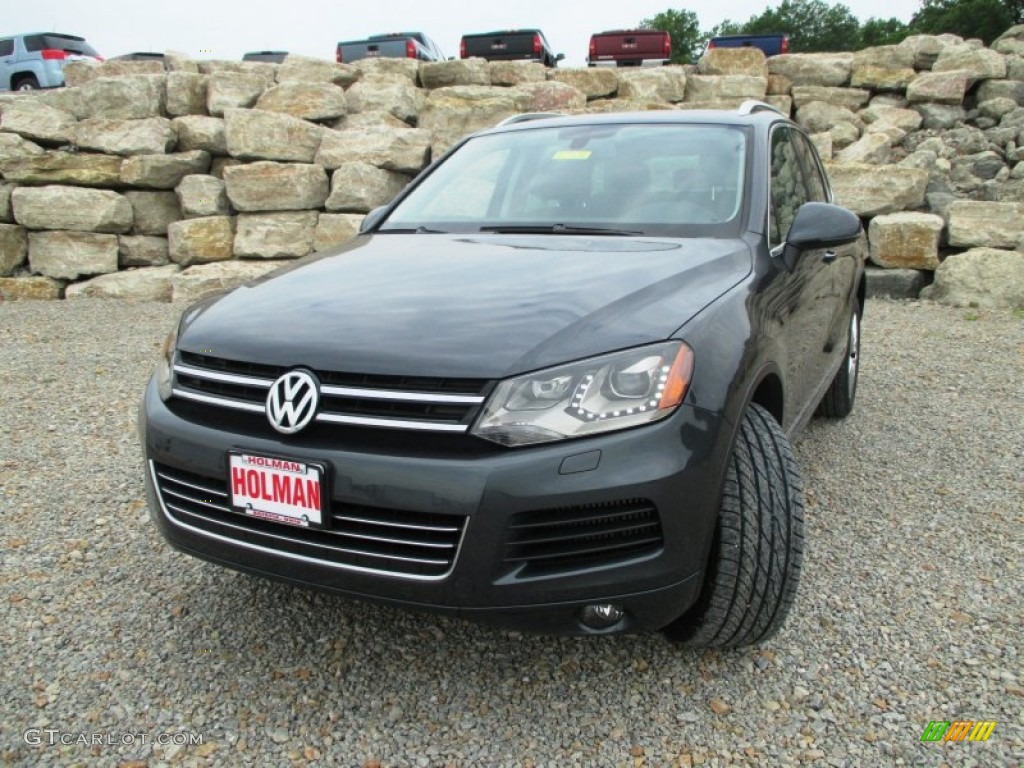 2012 Touareg TDI Executive 4XMotion - Dark Flint Metallic / Black Anthracite photo #2