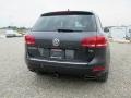 Dark Flint Metallic - Touareg TDI Executive 4XMotion Photo No. 39