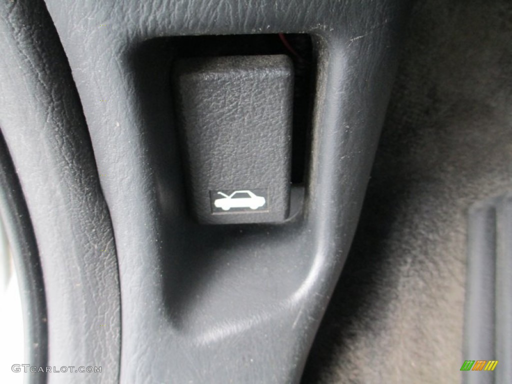 2002 MDX  - Starlight Silver Metallic / Ebony photo #13