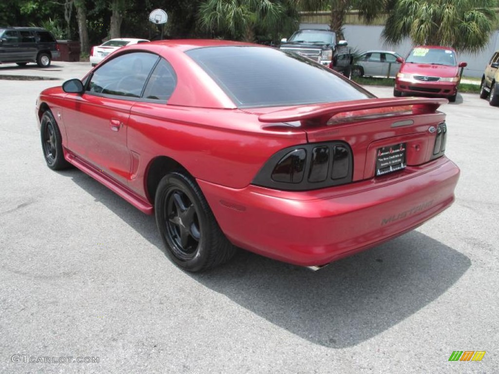 1998 Mustang V6 Coupe - Laser Red / Medium Graphite photo #5