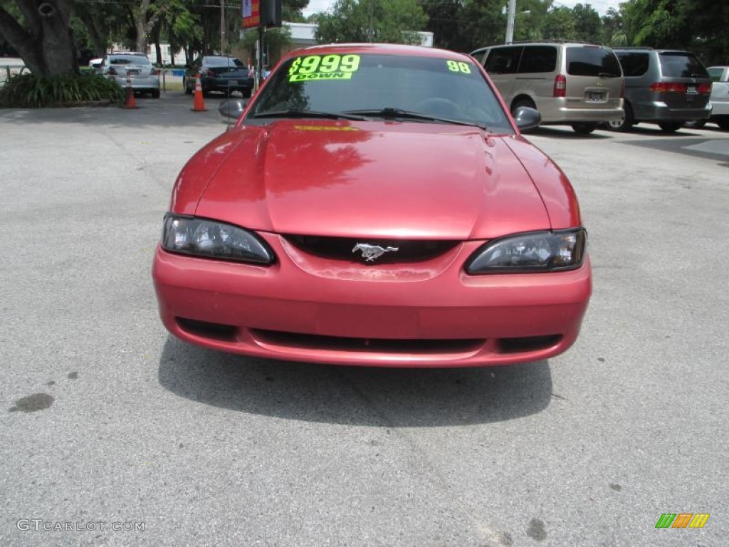 1998 Mustang V6 Coupe - Laser Red / Medium Graphite photo #8