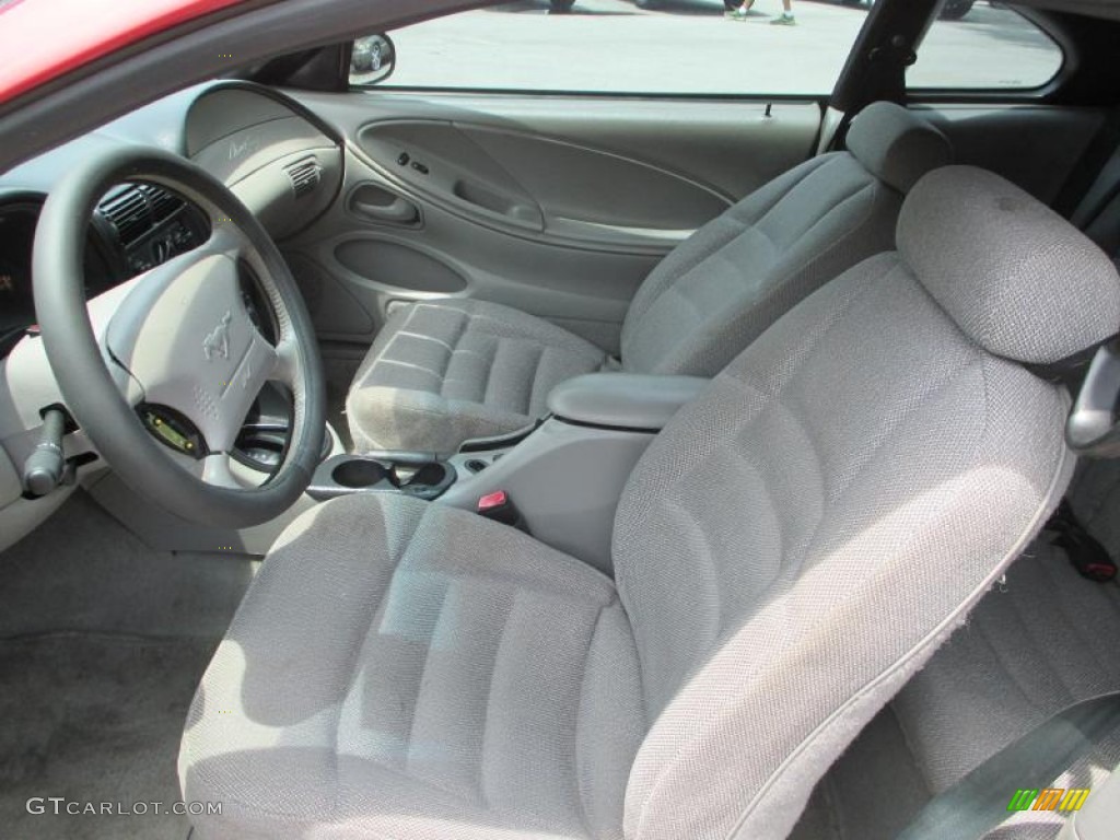 1998 Mustang V6 Coupe - Laser Red / Medium Graphite photo #12
