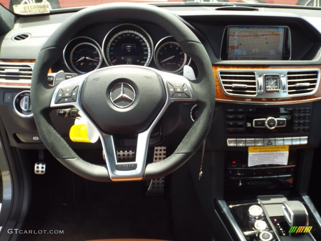 2014 Mercedes-Benz E 63 AMG Wagon Natural Beige/Black Steering Wheel Photo #93935172