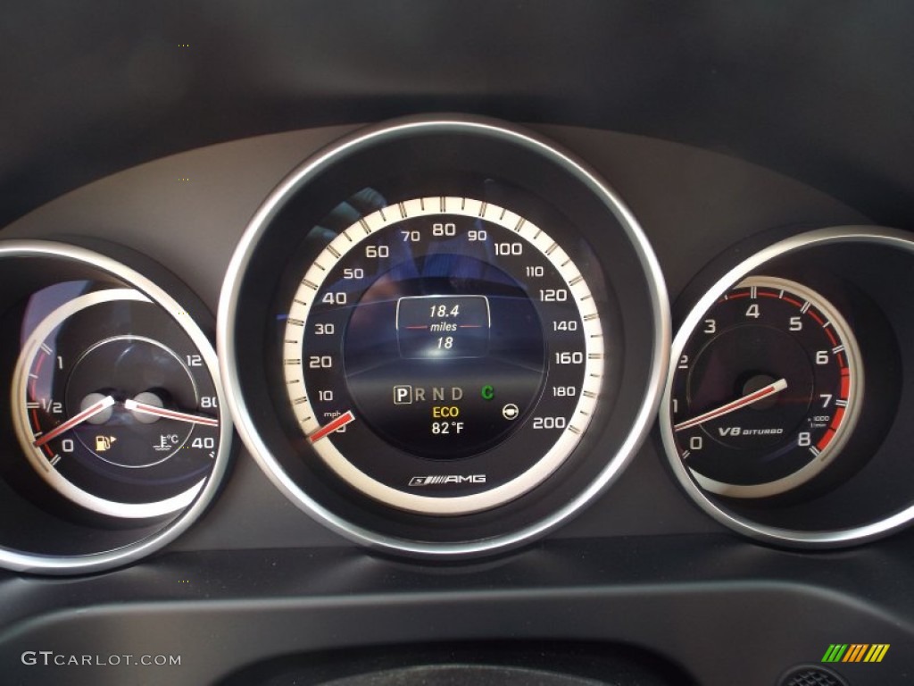2014 Mercedes-Benz E 63 AMG Wagon Gauges Photo #93935196