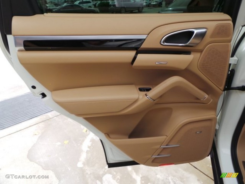 2011 Porsche Cayenne S Hybrid Luxor Beige Door Panel Photo #93935517