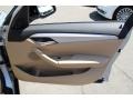 Glacier Silver Metallic - X1 xDrive28i Photo No. 25