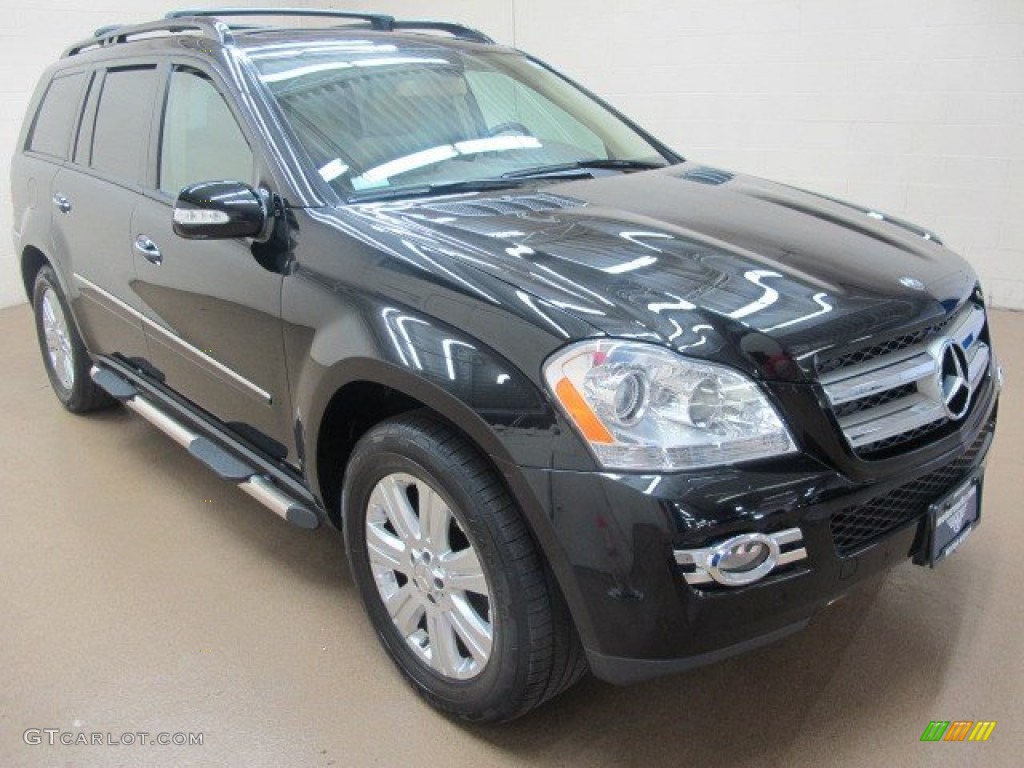 Obsidian Black Metallic Mercedes-Benz GL