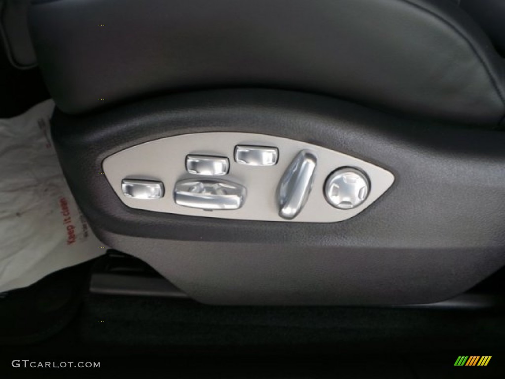 2015 Porsche Macan S Controls Photo #93939795