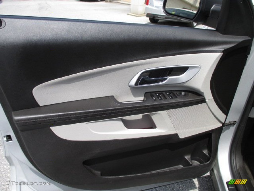 2011 Chevrolet Equinox LS AWD Light Titanium/Jet Black Door Panel Photo #93940050