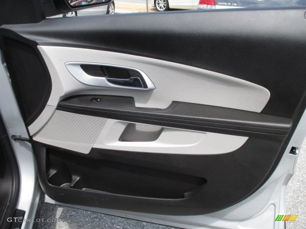 2011 Chevrolet Equinox LS AWD Door Panel Photos