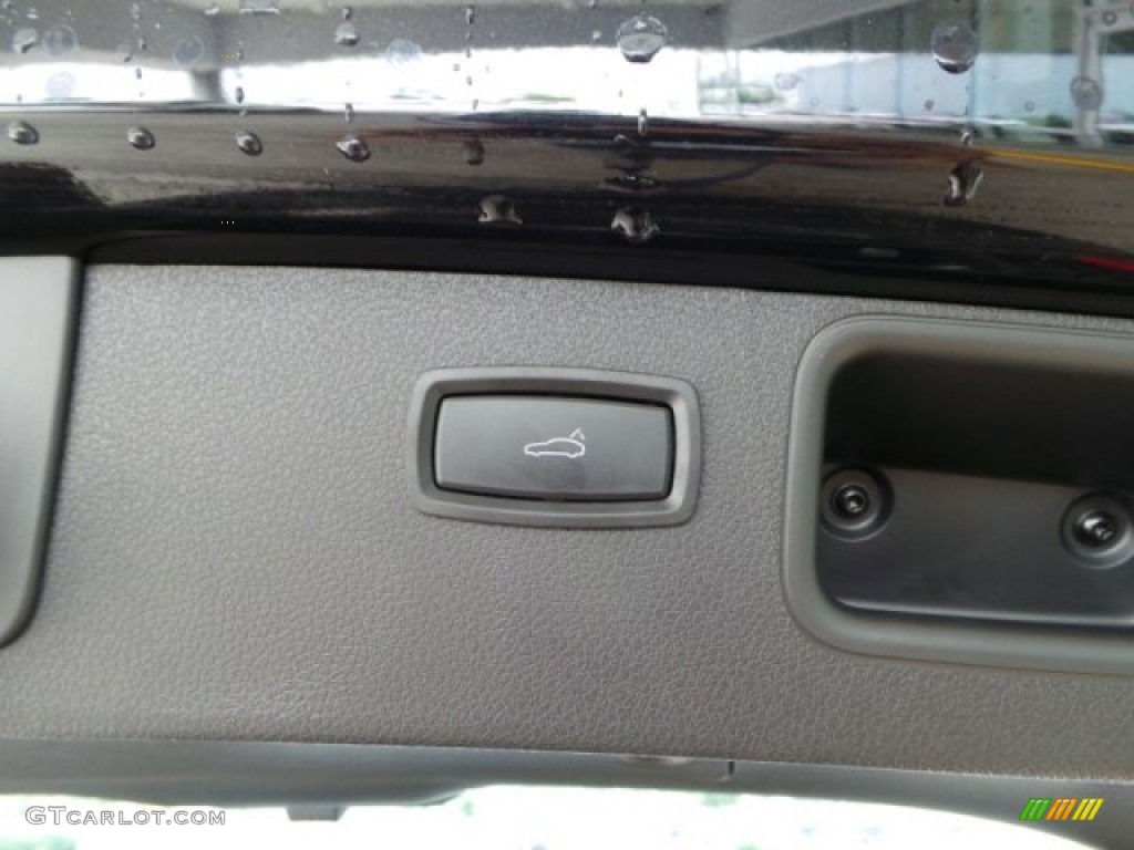 2015 Porsche Macan S Controls Photo #93940215