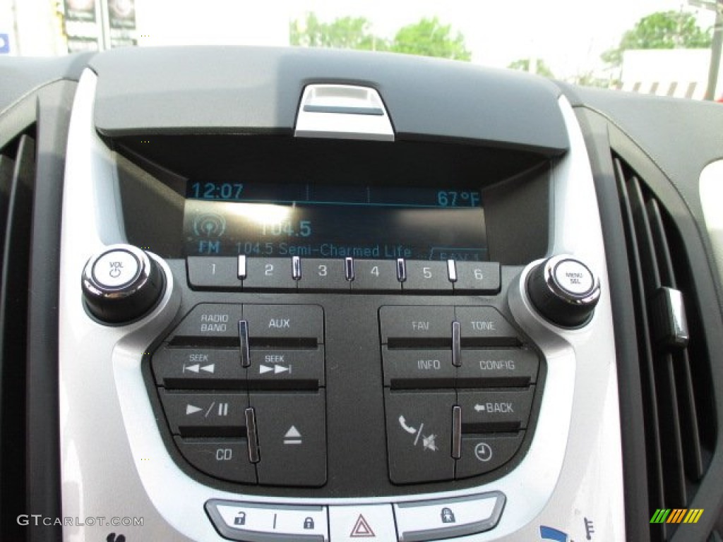 2011 Chevrolet Equinox LS AWD Controls Photo #93940320