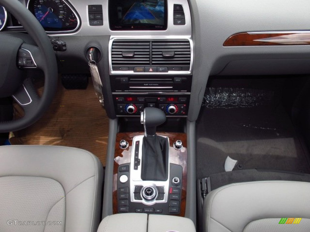 2014 Audi Q7 3.0 TFSI quattro S Line Package Controls Photo #93941451