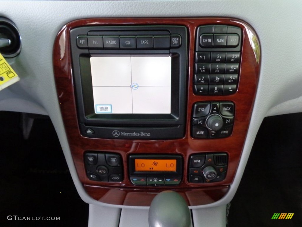 2000 Mercedes-Benz S 430 Sedan Controls Photo #93946098