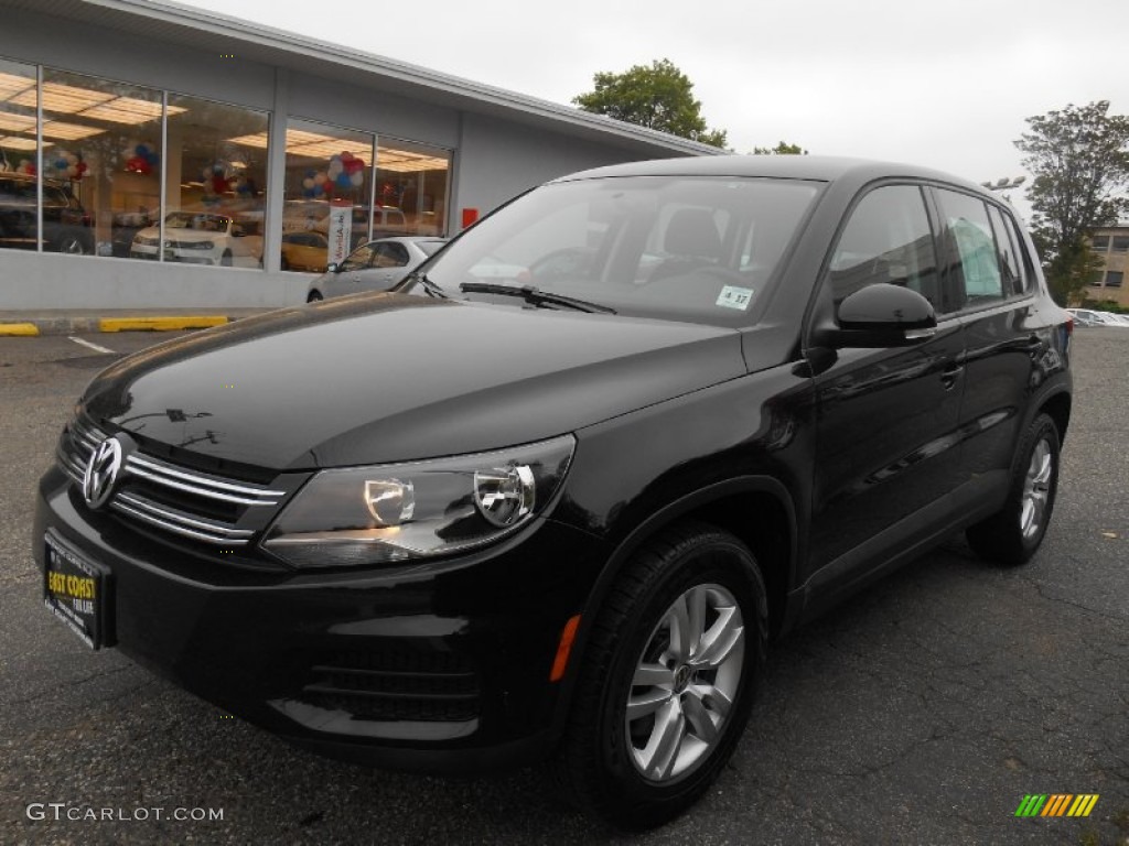 2012 Tiguan S 4Motion - Deep Black Metallic / Black photo #3