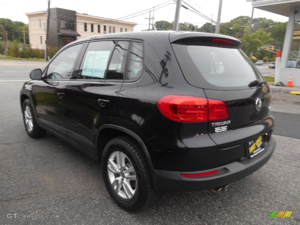 2012 Tiguan S 4Motion - Deep Black Metallic / Black photo #6