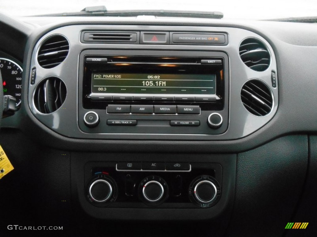 2012 Tiguan S 4Motion - Deep Black Metallic / Black photo #10