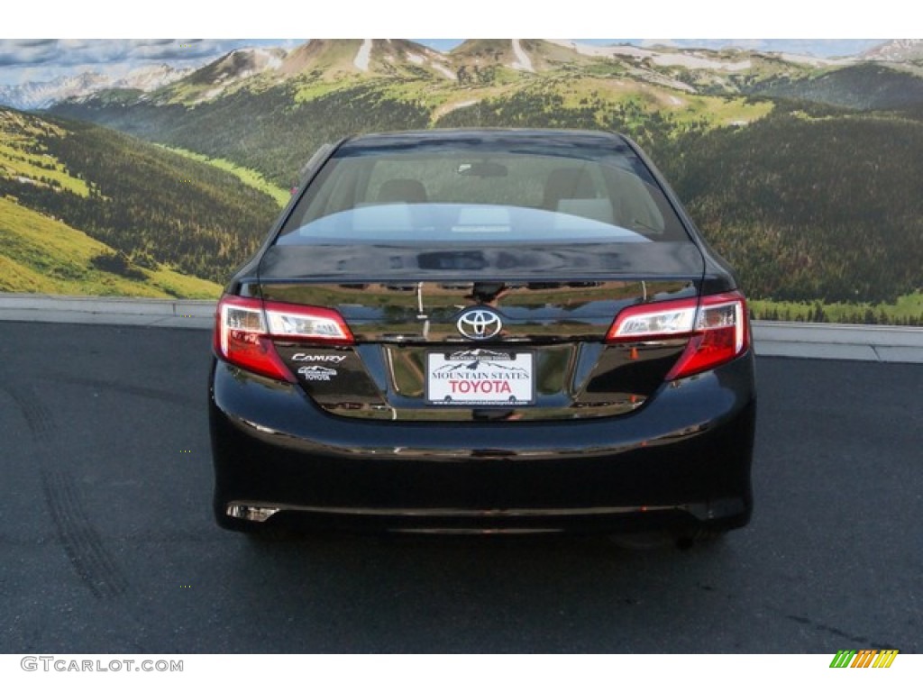 2014 Camry L - Attitude Black Metallic / Ivory photo #4