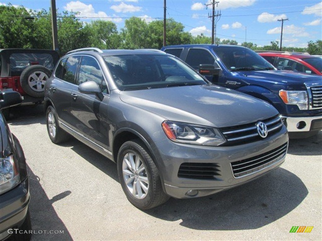 2013 Touareg VR6 FSI Sport 4XMotion - Canyon Gray Metallic / Black Anthracite photo #7