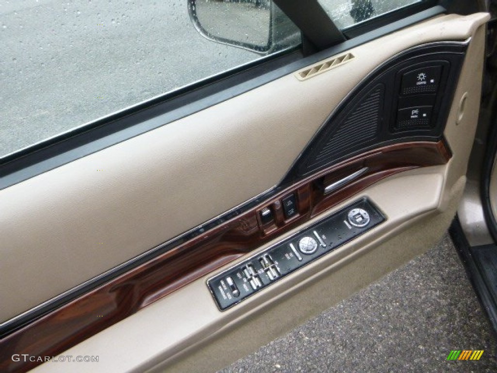 1999 Buick LeSabre Custom Sedan Door Panel Photos