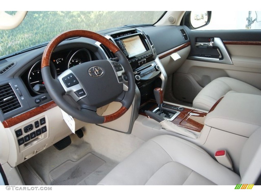 Sandstone Interior 2014 Toyota Land Cruiser Standard Land Cruiser Model Photo #93956572