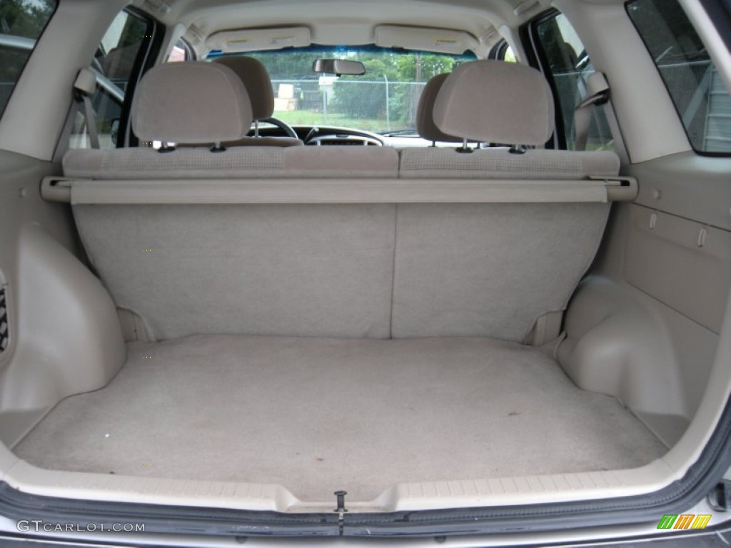 2003 Tribute LX-V6 - Classic White / Medium Pebble Beige photo #26