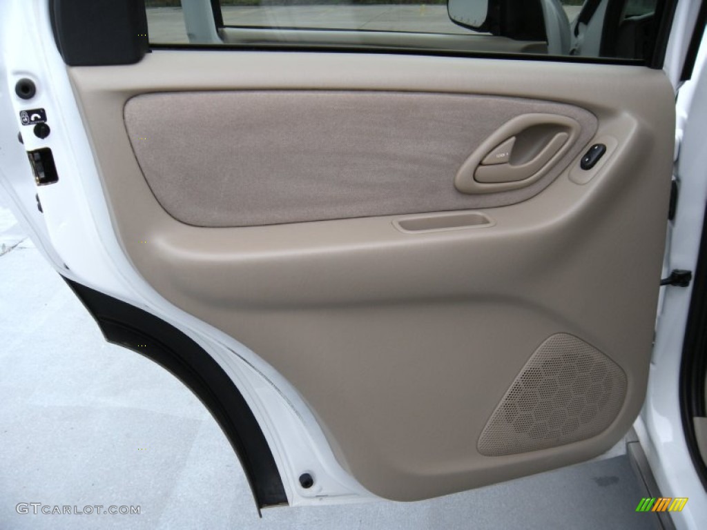 2003 Tribute LX-V6 - Classic White / Medium Pebble Beige photo #27