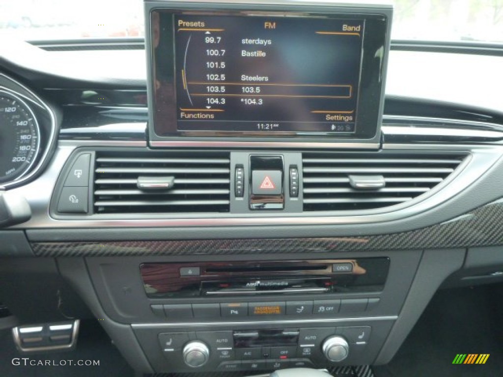 2014 Audi RS 7 4.0 TFSI quattro Controls Photo #93964410