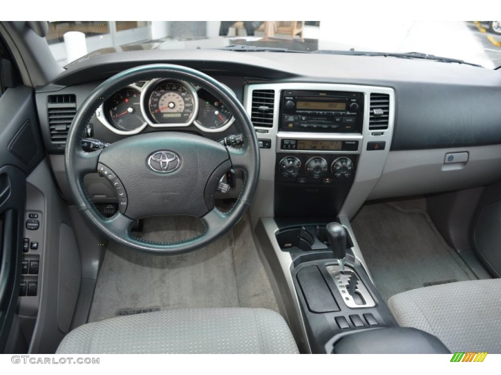 2004 4Runner SR5 - Black / Taupe photo #18