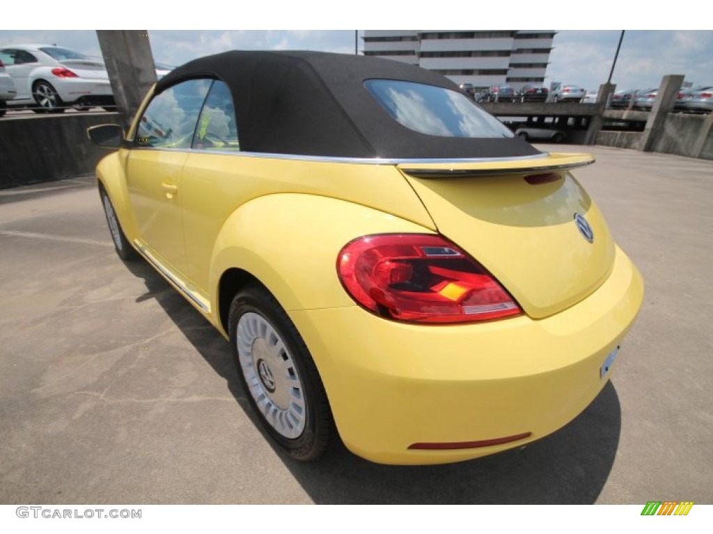 Yellow Rush 2014 Volkswagen Beetle 1.8T Convertible Exterior Photo #93969111