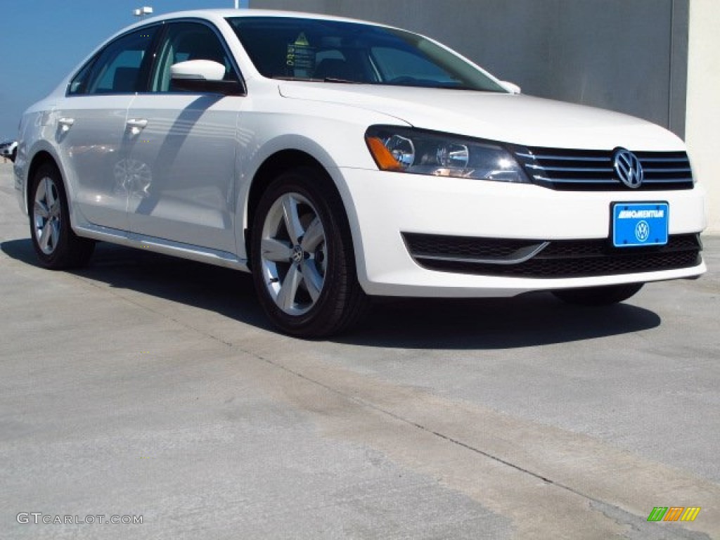 2014 Passat 1.8T SE - Candy White / Titan Black photo #1