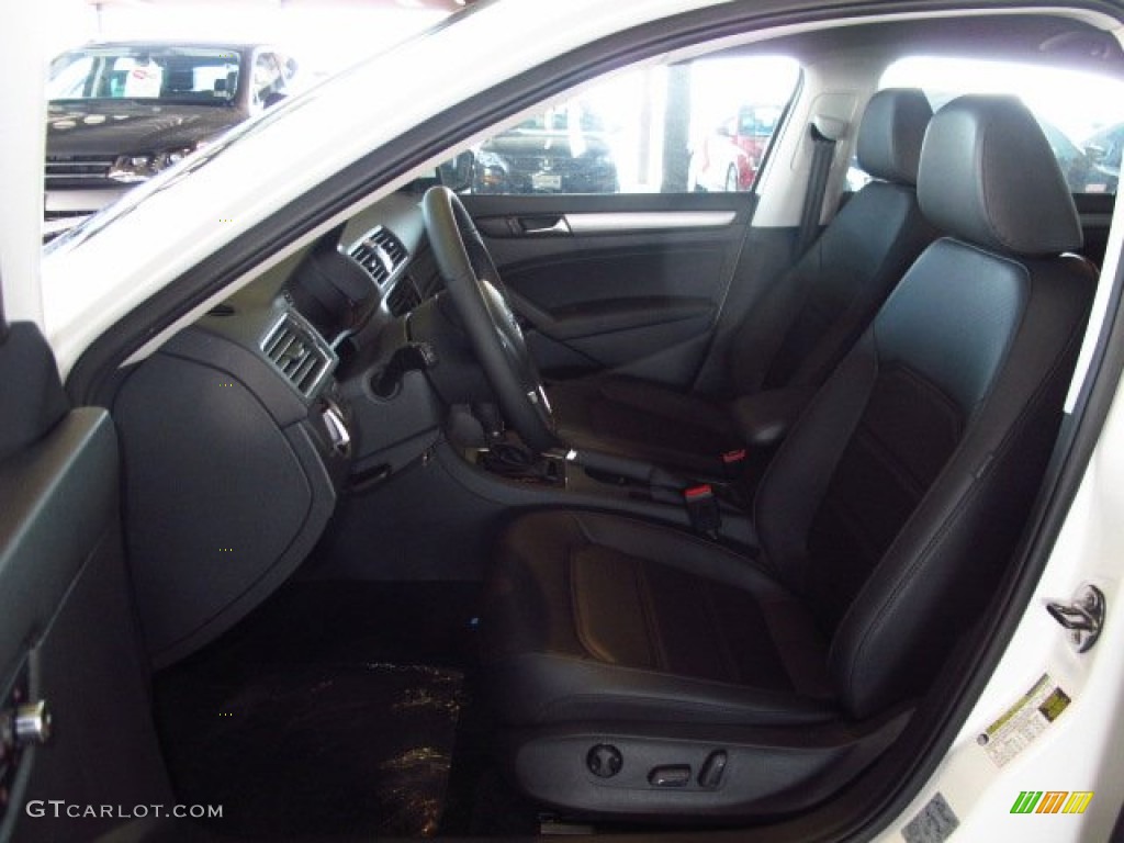 2014 Passat 1.8T SE - Candy White / Titan Black photo #10