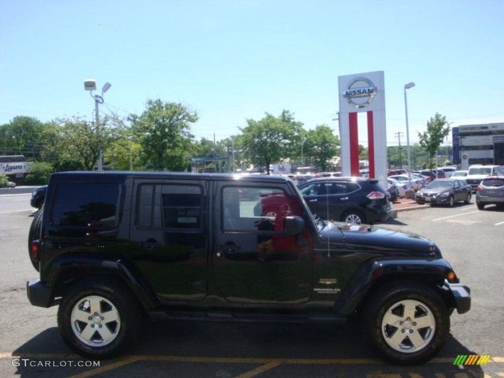 2012 Wrangler Unlimited Sahara Arctic Edition 4x4 - Cosmos Blue / Black/Dark Saddle photo #4