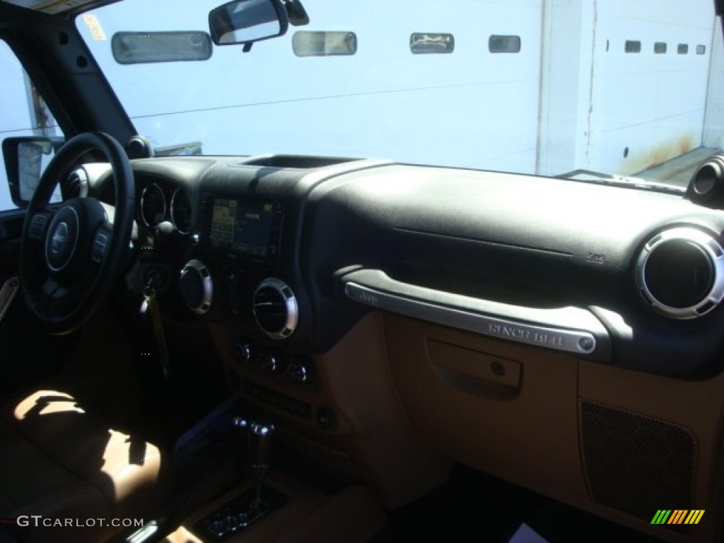 2012 Wrangler Unlimited Sahara Arctic Edition 4x4 - Cosmos Blue / Black/Dark Saddle photo #16