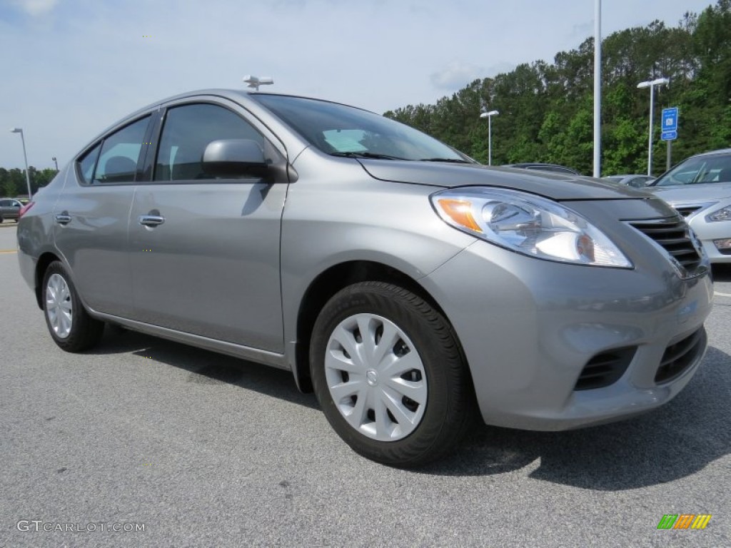 Magnetic Gray 2014 Nissan Versa 1.6 SV Sedan Exterior Photo #93978861