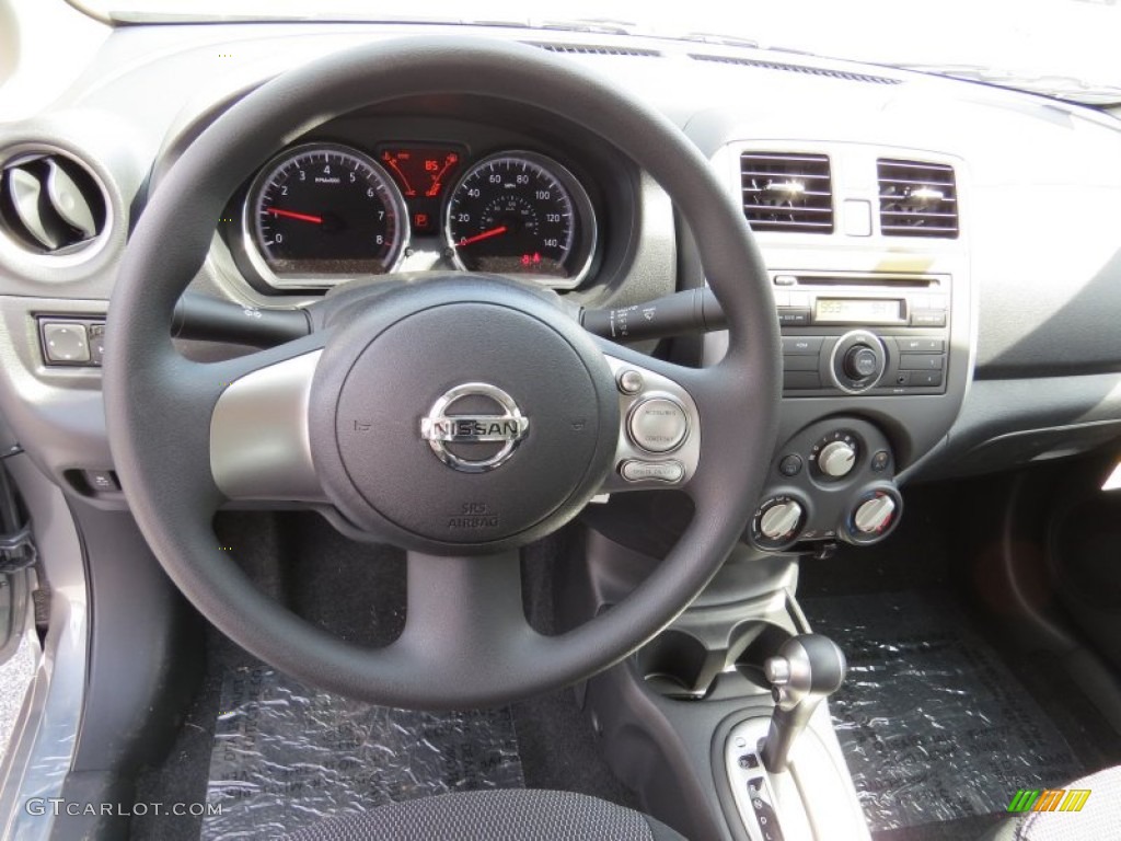 2014 Nissan Versa 1.6 SV Sedan Charcoal Steering Wheel Photo #93978897