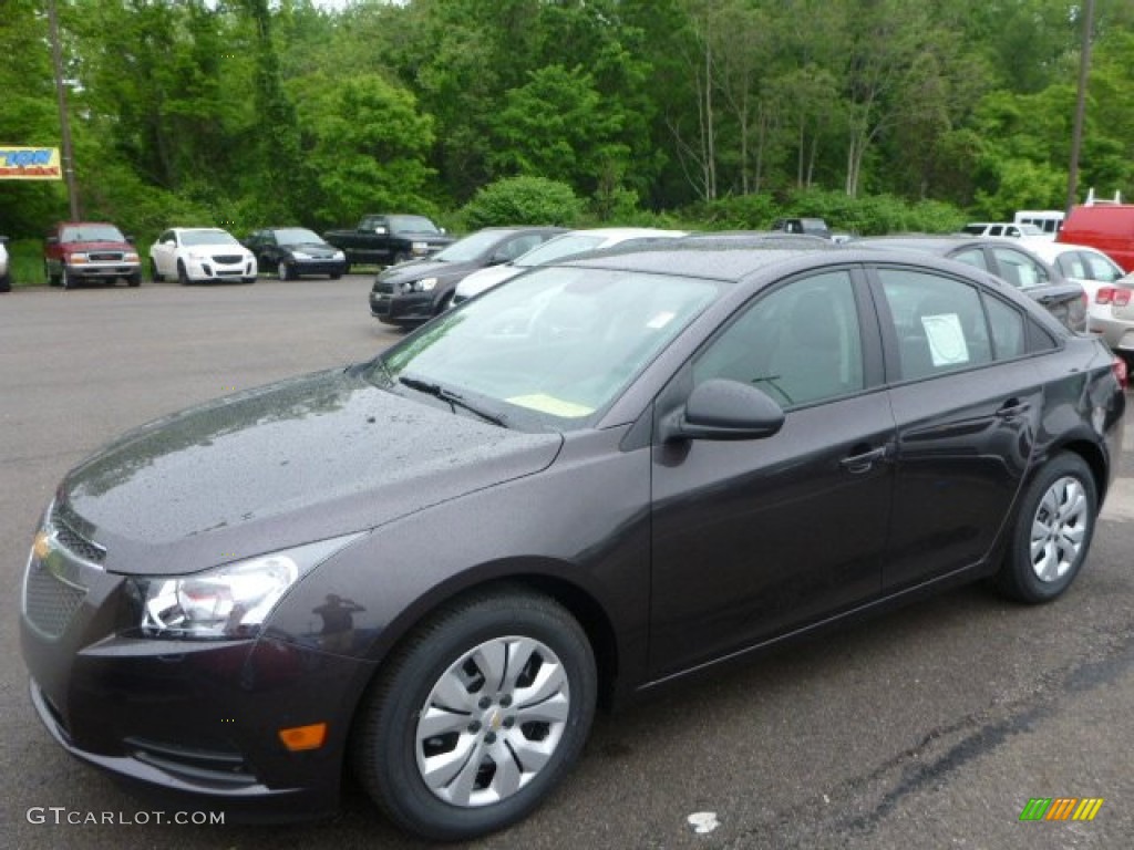 2014 Cruze LS - Tungsten Metallic / Jet Black/Medium Titanium photo #1