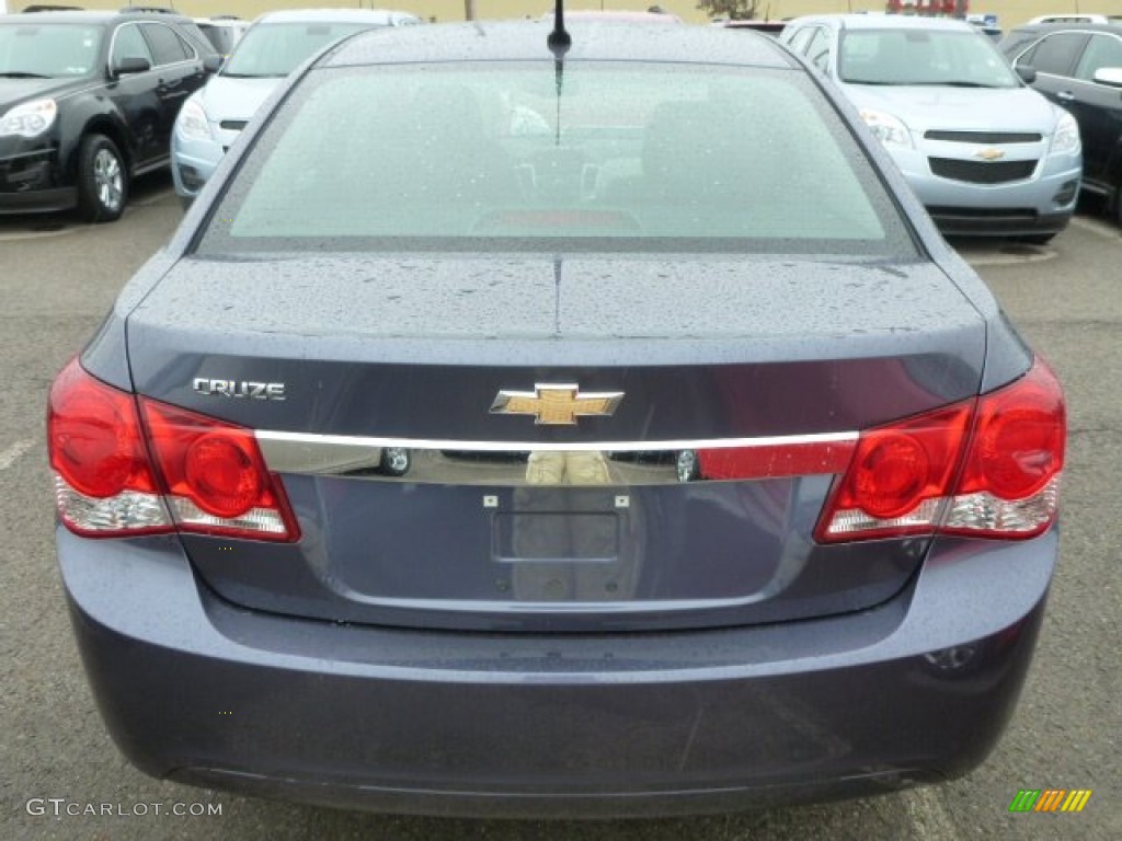 2014 Cruze LS - Atlantis Blue Metallic / Jet Black/Medium Titanium photo #4