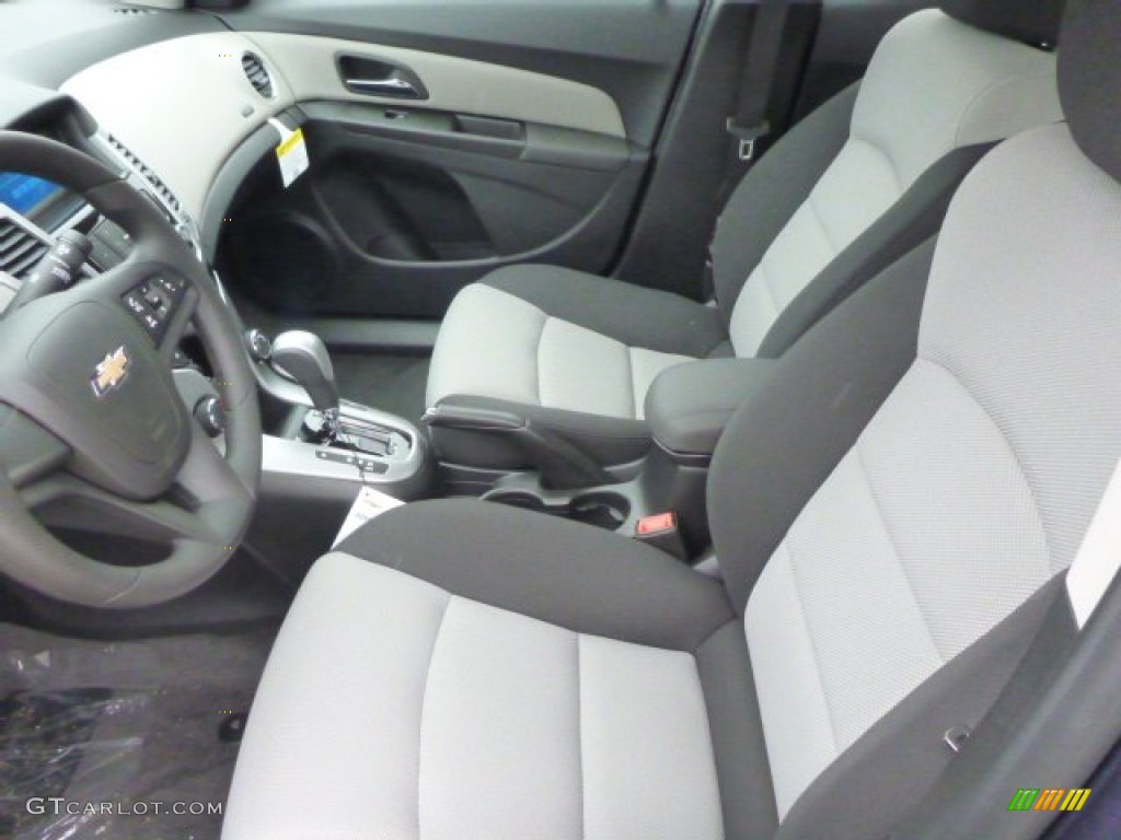 2014 Cruze LS - Atlantis Blue Metallic / Jet Black/Medium Titanium photo #10