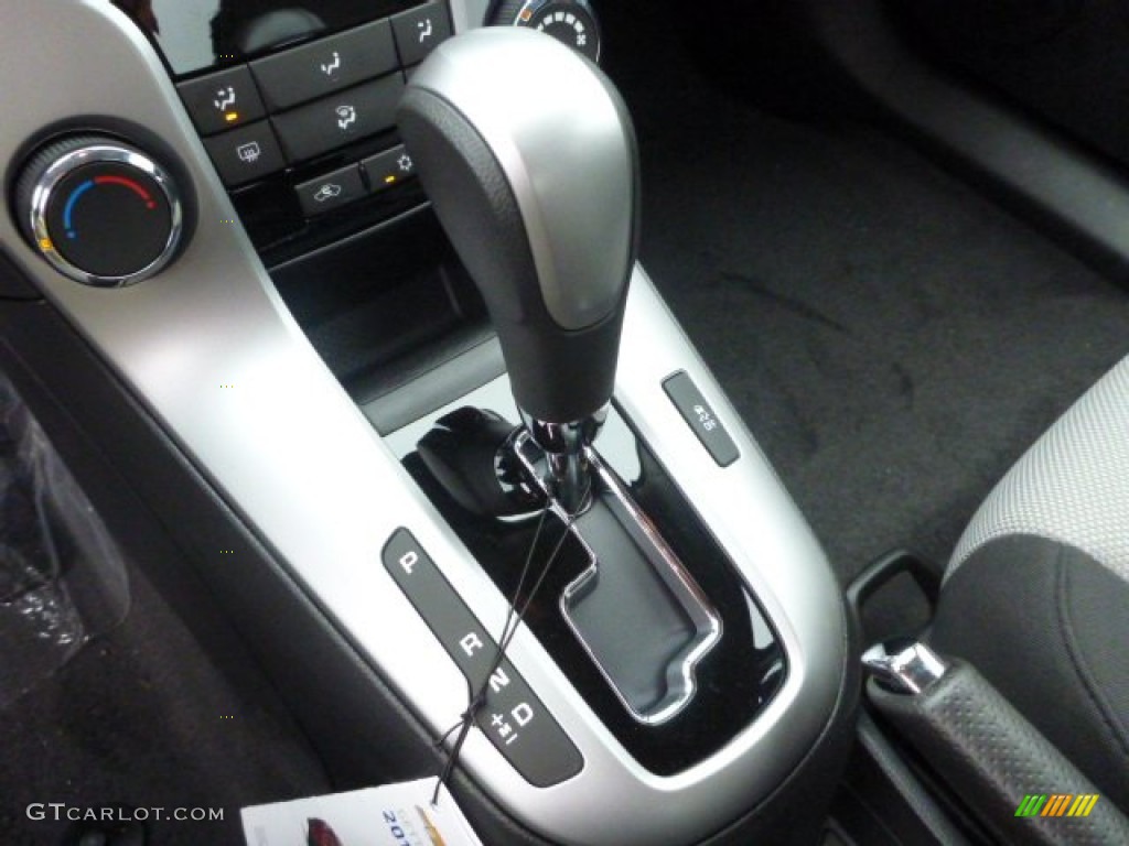 2014 Cruze LS - Atlantis Blue Metallic / Jet Black/Medium Titanium photo #16