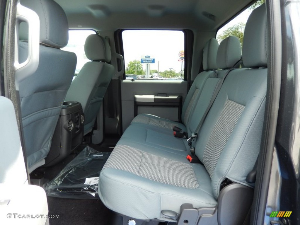 2015 Ford F350 Super Duty XLT Crew Cab Rear Seat Photo #93987597