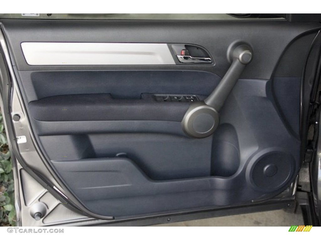 2011 CR-V LX - Polished Metal Metallic / Black photo #26
