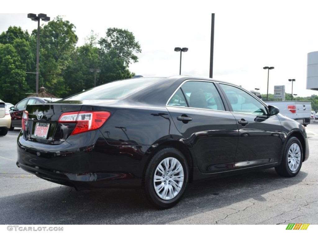 2014 Camry L - Attitude Black Metallic / Ivory photo #4