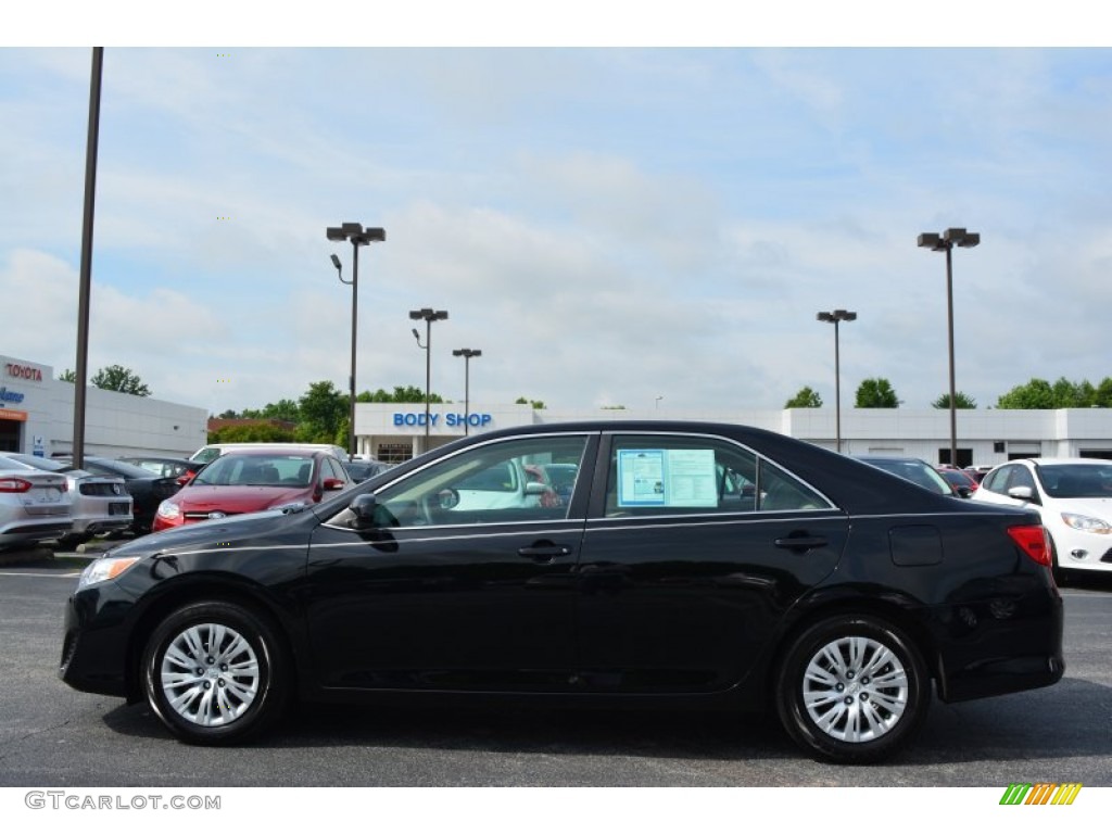 2014 Camry L - Attitude Black Metallic / Ivory photo #6