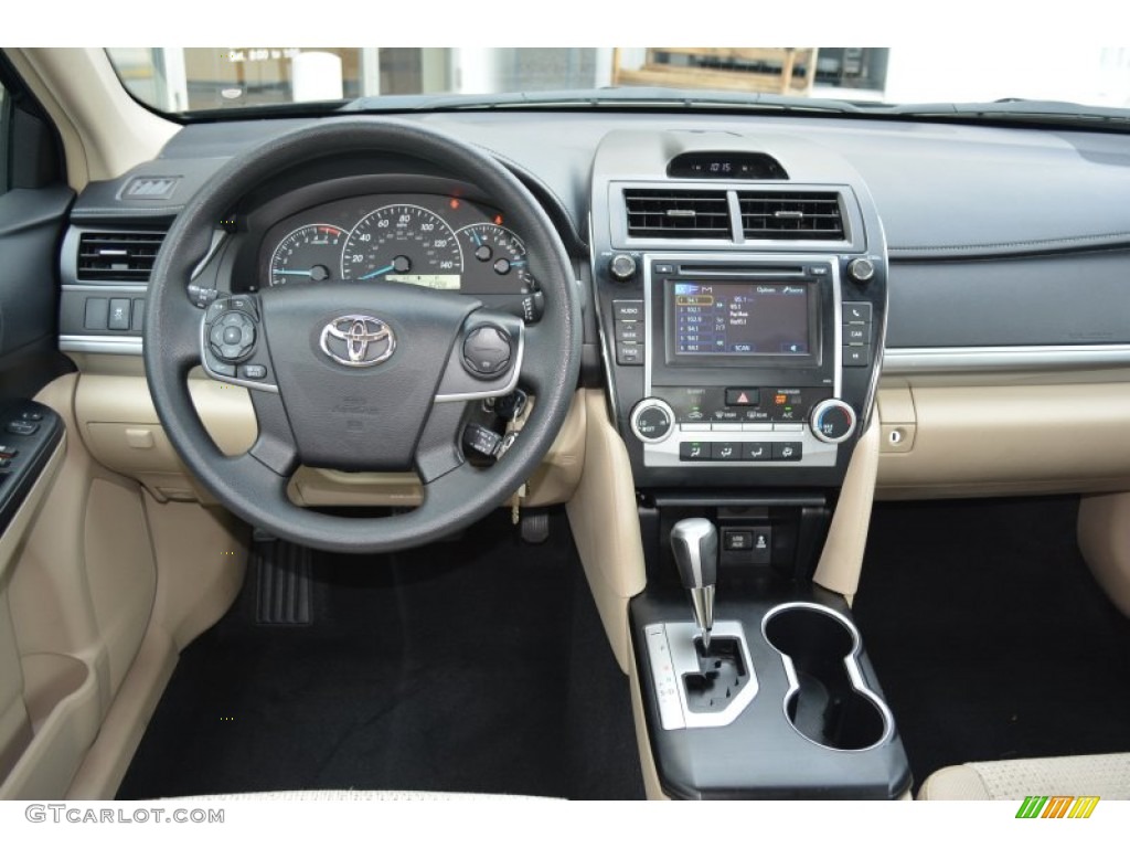 2014 Camry L - Attitude Black Metallic / Ivory photo #18