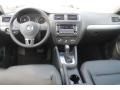 Black - Jetta SE Sedan Photo No. 22