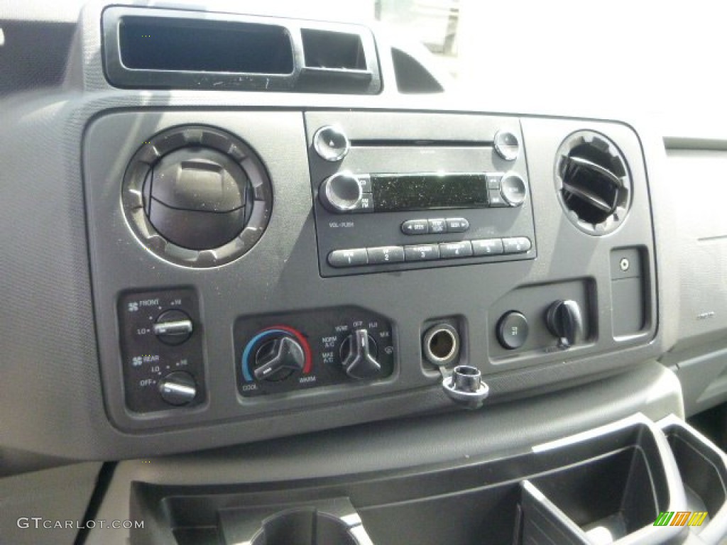 2014 Ford E-Series Van E350 XLT Passenger Van Controls Photo #93995500